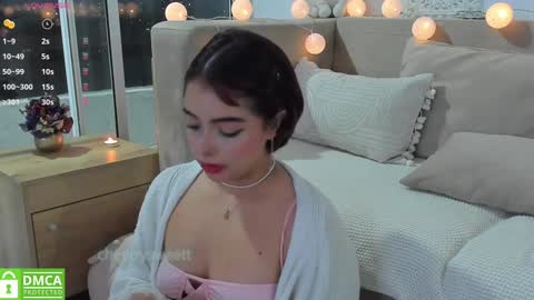 Snapshot of cheerrysweett chatting on January 16, 4:07 am Baby Cherry online show from January 16, 4:07 am