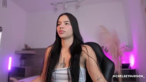 Snapshot of chelsey_hudson chatting on September 30, 11:49 am chelsey_hudson online show from September 30, 11:49 am