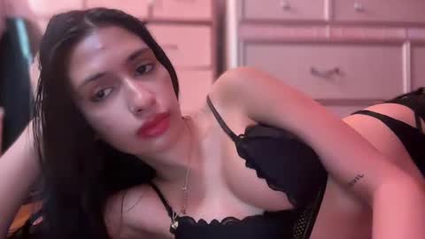 cherliecarmen online show from March 12, 7:58 pm