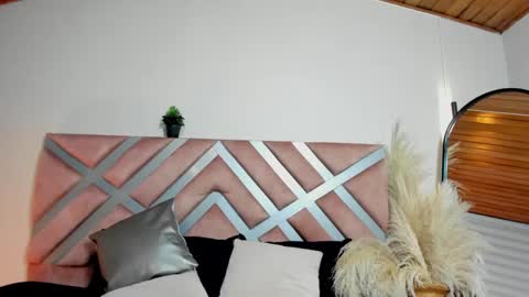 Snapshot of cherry_bunnyx chatting on September 13, 4:42 am cherry_bunnyx online show from September 13, 4:42 am