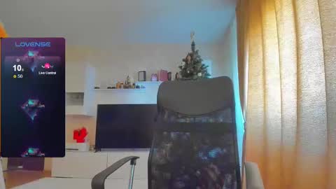 Snapshot of cherry_pie_69 chatting on February 10, 8:20 am mayra online show from February 10, 8:20 am