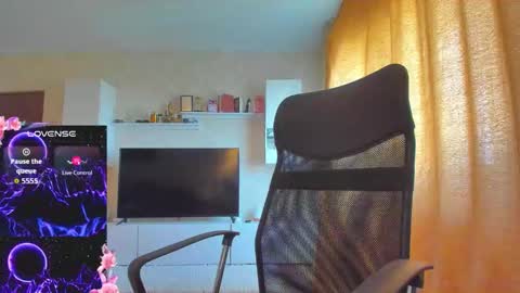 Snapshot of cherry_pie_69 chatting on September 11, 8:03 am mayra online show from September 11, 8:03 am