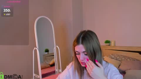 cherry_pr1ce online show from January 18, 12:29 am