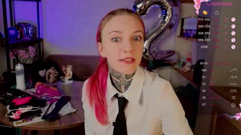 Roxy online show from October 19, 9:17 pm