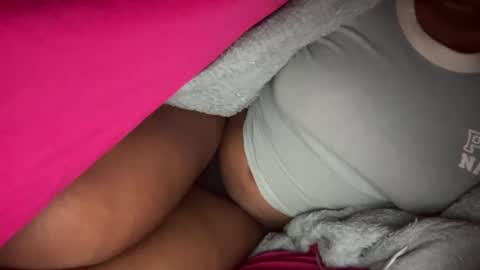 cherryb online show from February 22, 12:38 am