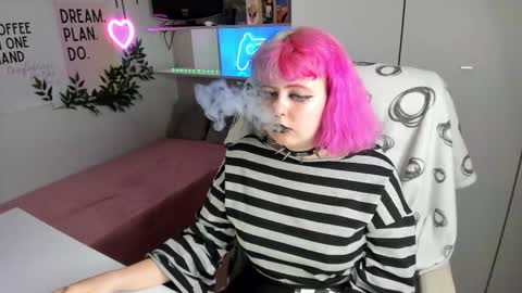 Sarah online show from February 7, 10:35 pm