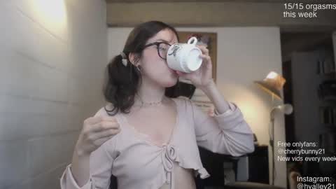 Sarah Prez online show from March 8, 4:38 am