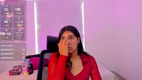 C H E R R Y online show from September 9, 1:33 pm