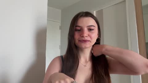 Lina online show from December 21, 5:36 am