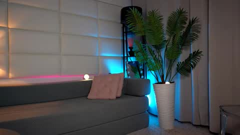 Julia online show from November 16, 2:35 am