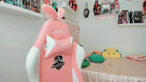 cherrycute666 online show from February 1, 11:06 pm