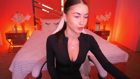 cherryylulu online show from October 20, 7:22 am