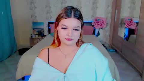 Cherylblosso online show from December 19, 2:13 pm