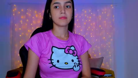 Cheryl online show from December 16, 7:54 pm