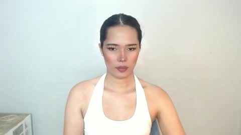 cheska online show from April 28, 1:25 am