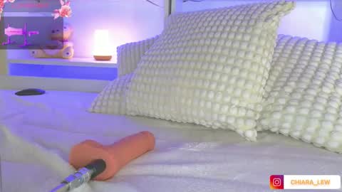 Chiara Lovense is active Pvt open online show from September 23, 5:22 pm