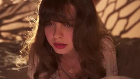 Hanna online show from November 2, 3:04 pm