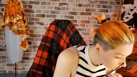 Bella online show from October 9, 5:11 am