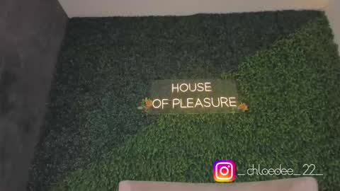 Chloe online show from September 20, 12:14 pm