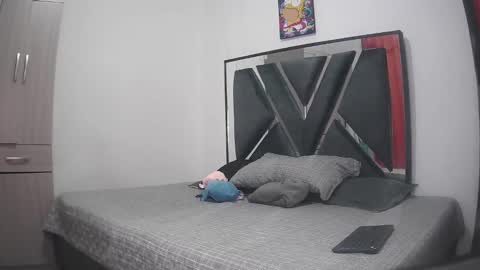 Chloe and Danna online show from September 24, 3:27 am