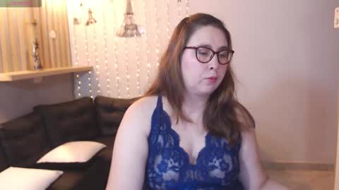 Snapshot of chloe_prg chatting on September 17, 5:16 am chloe_prg online show from September 17, 5:16 am