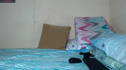 Chloe  online show from January 16, 9:40 pm