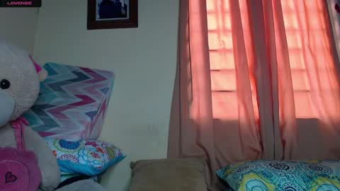 Chloe  online show from February 22, 6:48 pm