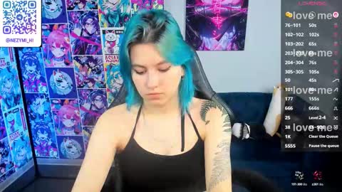 Snapshot of chloebloss0m chatting on October 8, 3:11 am Boni online show from October 8, 3:11 am
