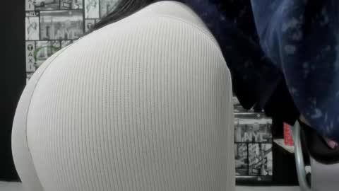 Snapshot of chloeturner_ chatting on January 1, 12:33 pm ChloeTurner online show from January 1, 12:33 pm