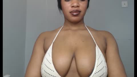 ESTHER online show from September 22, 9:19 am