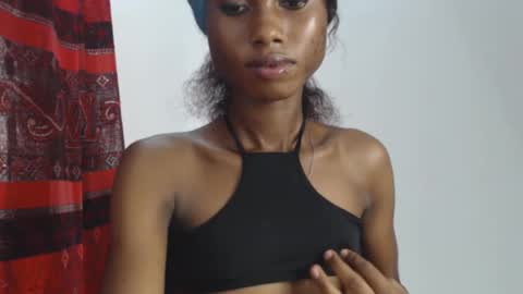 choco_petitqueen online show from December 5, 9:28 am