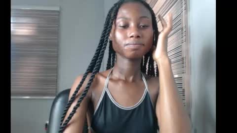 choco_petitqueen online show from November 7, 8:20 am