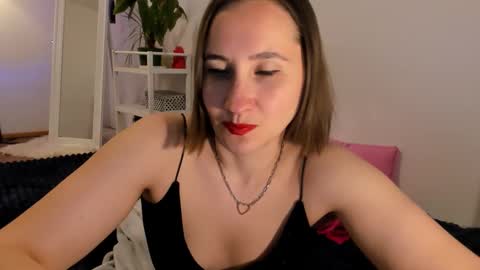 christina rosse online show from May 12, 3:30 pm