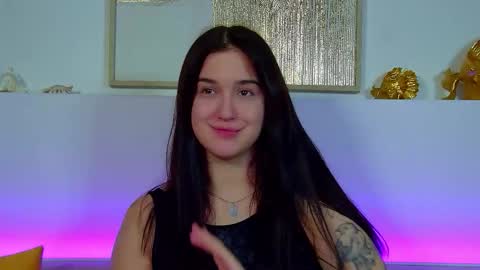 Christina online show from November 17, 6:41 pm