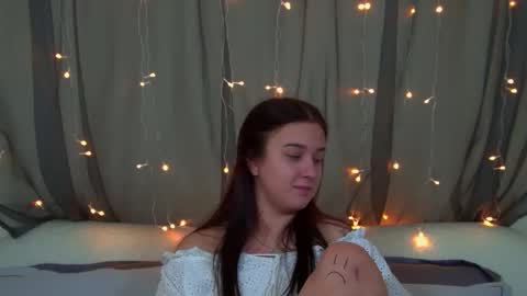 Christina online show from November 28, 8:45 pm