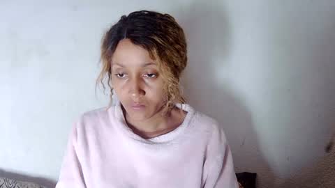 christine213 online show from February 5, 6:35 am