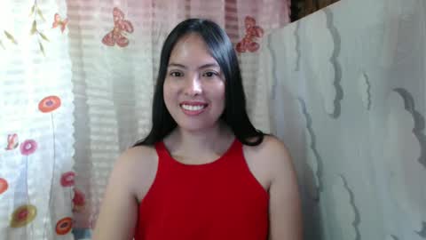 Snapshot of christine_scott chatting on December 16, 12:59 am christine_scott online show from December 16, 12:59 am