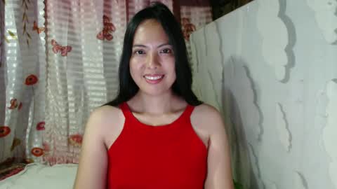 Snapshot of christine_scott chatting on February 24, 12:24 pm christine_scott online show from February 24, 12:24 pm