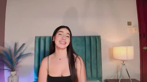 Christy online show from December 5, 6:53 pm