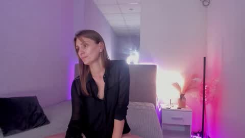Snapshot of christybrooks chatting on September 16, 8:28 pm ChristyBrooks online show from September 16, 8:28 pm
