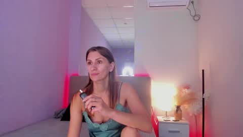 Snapshot of christybrooks chatting on September 9, 8:19 pm ChristyBrooks online show from September 9, 8:19 pm