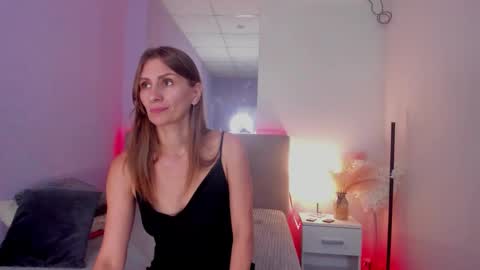 Snapshot of christybrooks chatting on September 8, 7:57 pm ChristyBrooks online show from September 8, 7:57 pm