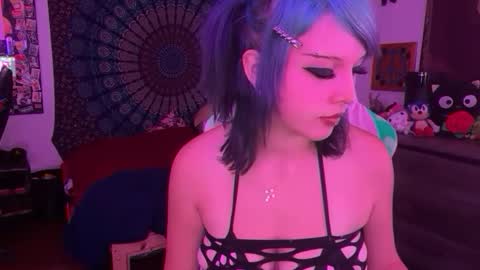 chromeheartzz online show from March 16, 3:09 am