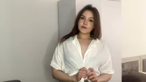 Vee is back online show from May 5, 7:33 am