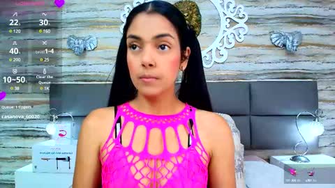 Snapshot of ciara_connor chatting on February 12, 4:44 am ... ... online show from February 12, 4:44 am