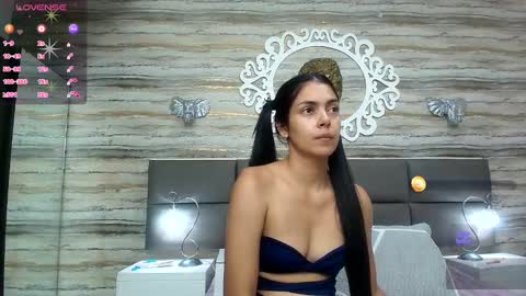 Snapshot of ciara_connor chatting on January 20, 4:10 am ... ... online show from January 20, 4:10 am