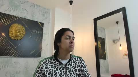 Snapshot of ciara_connor chatting on March 3, 11:03 am ... ... online show from March 3, 11:03 am