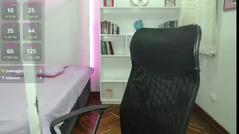 Snapshot of cielo__777 chatting on September 11, 11:38 pm cielo__777 online show from September 11, 11:38 pm