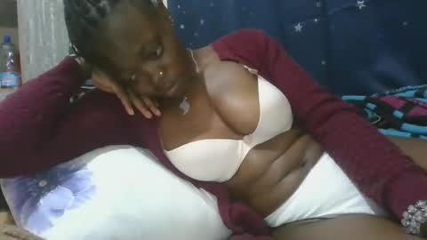 Snapshot of cilia_petite chatting on February 21, 8:17 am cilia petite online show from February 21, 8:17 am