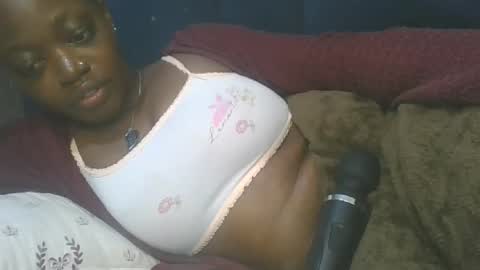 Snapshot of cilia_petite chatting on October 10, 1:54 am cilia petite online show from October 10, 1:54 am